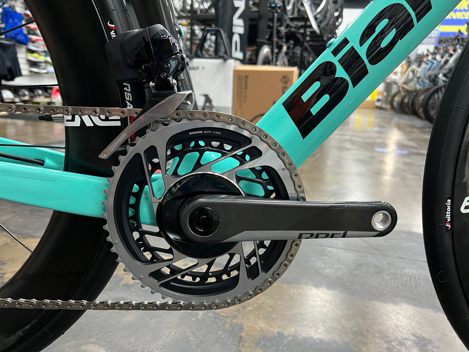 Bianchi Oltre XR4 Disc SRAM Red eTap AXS - Enve Foundation 65 Wheels - Celeste 2022