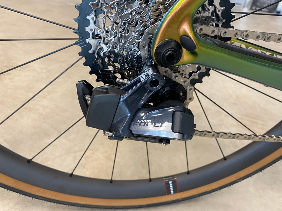 Cervelo Áspero 5 SRAM Force XPLR eTap AXS 1