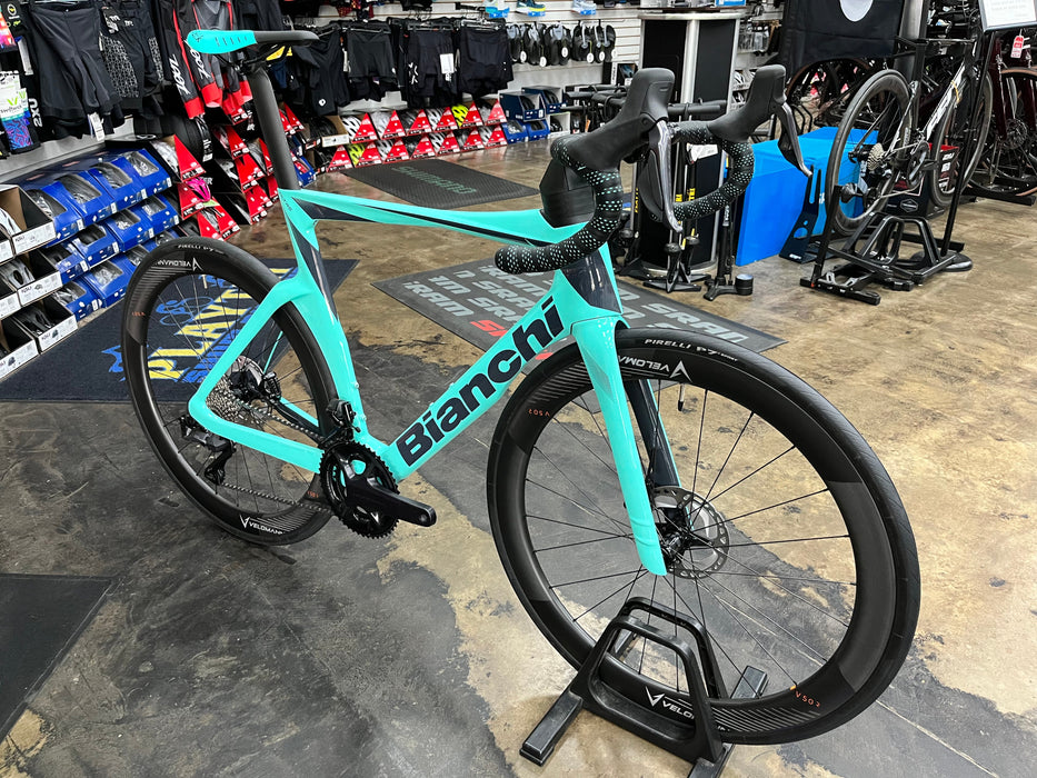 Bianchi Oltre Comp Shimano Ultegra Di2 12 Speed - Celeste 2023