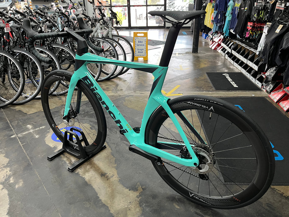 Bianchi Oltre Comp Shimano Ultegra Di2 12 Speed - Celeste 2023