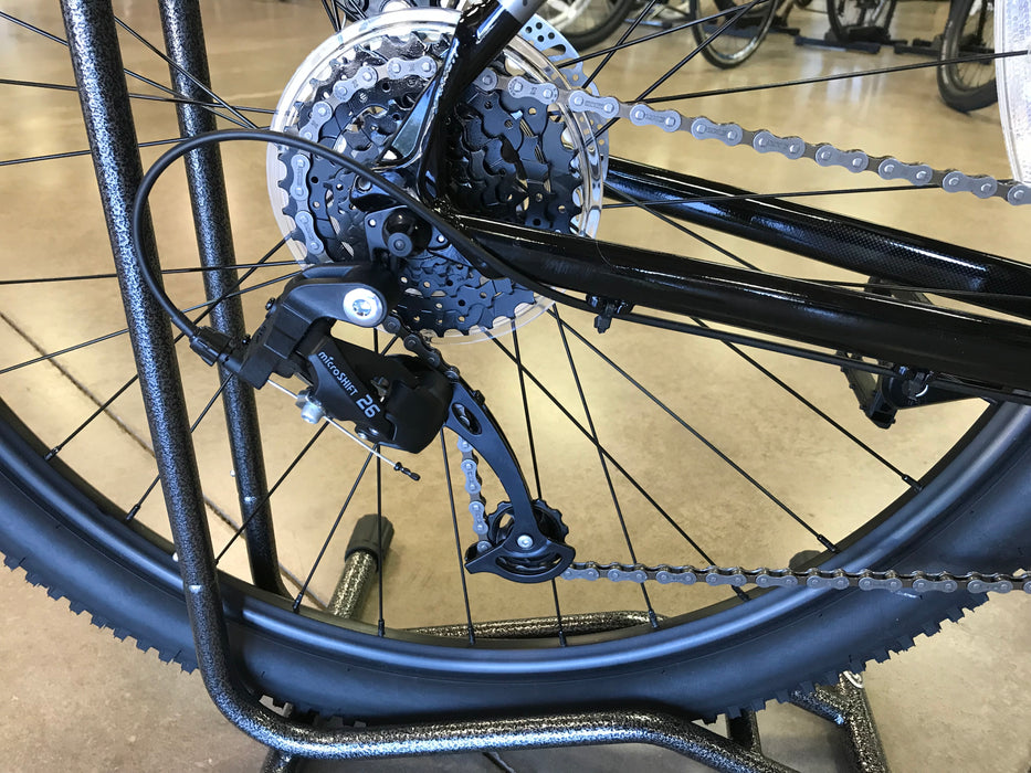 Cannondale Trail 8 Mountain Bike