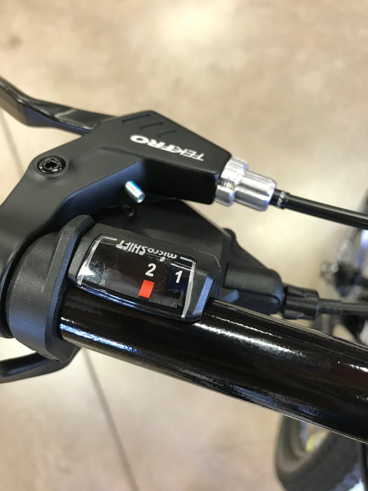 Cannondale Trail 8 Mountain Bike