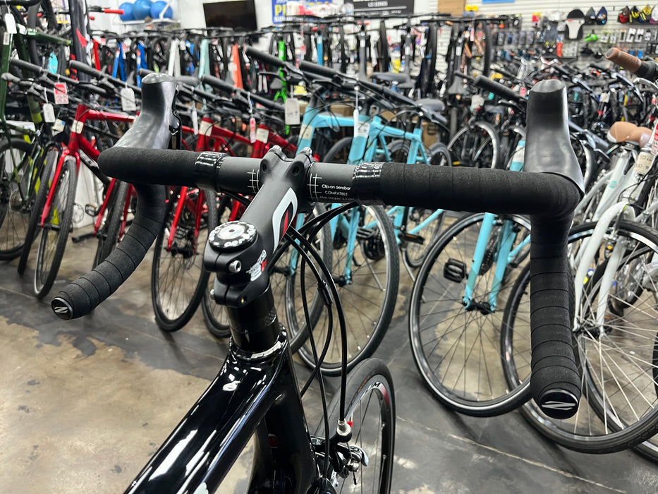 Cervelo R3 Shimano 105 11 Speed - Black DEMO