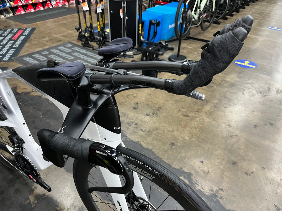 Felt IA FRD 2.0 SRAM Rival eTap AXS ZIPP 404 Firecrest Wheels - 2025