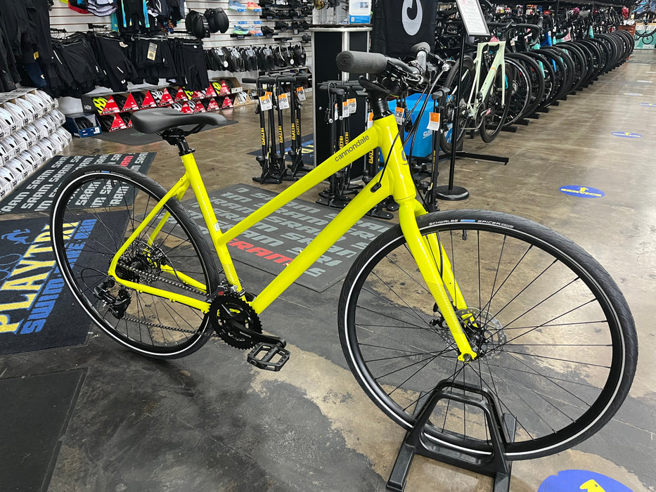 Cannondale Women's Quick 5 Disc Remixte Shimano Tourney - Highlighter 2021