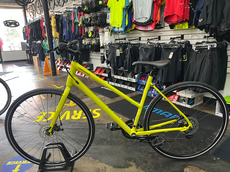 Cannondale Women's Quick 5 Disc Remixte Shimano Tourney - Highlighter 2021