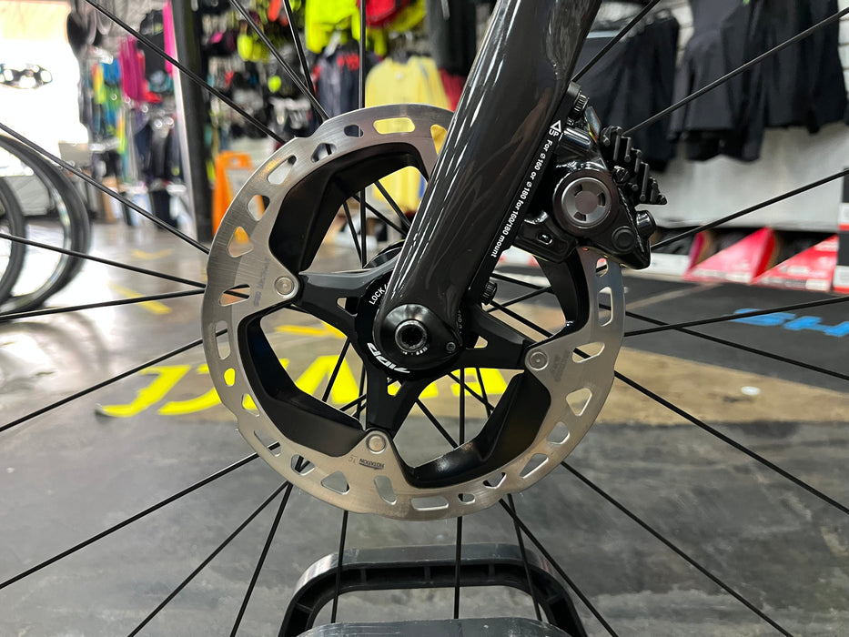 Cervelo R5 Shimano Dura-Ace Di2 12-Speed w/Profile Design GMR 38 Wheels - Lime/Black