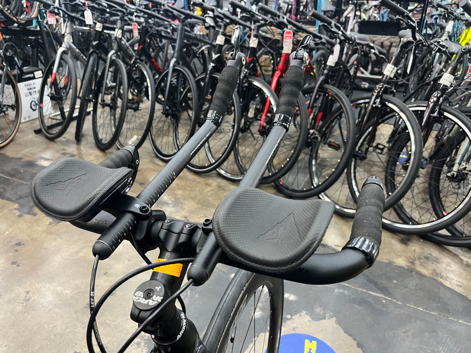 Argon 18 E-117 Tri SRAM Force 22 w/ZIPP 404 Firecrest Wheels - Silver Rabbit Black Gloss 2022