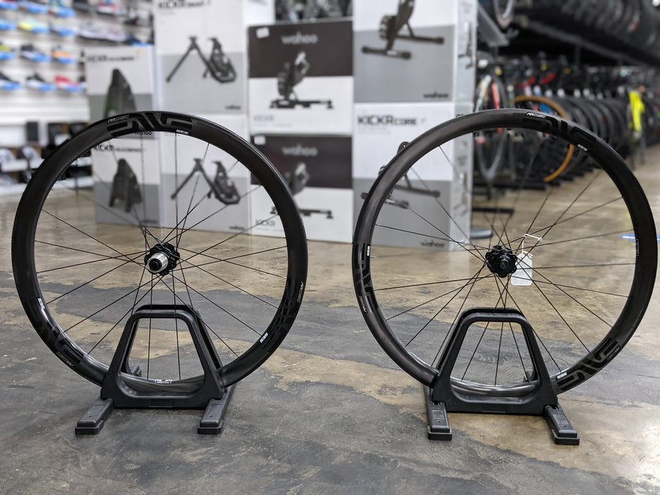 ENVE SES 3.4AR Disc ENVE Alloy Hub Wheelset