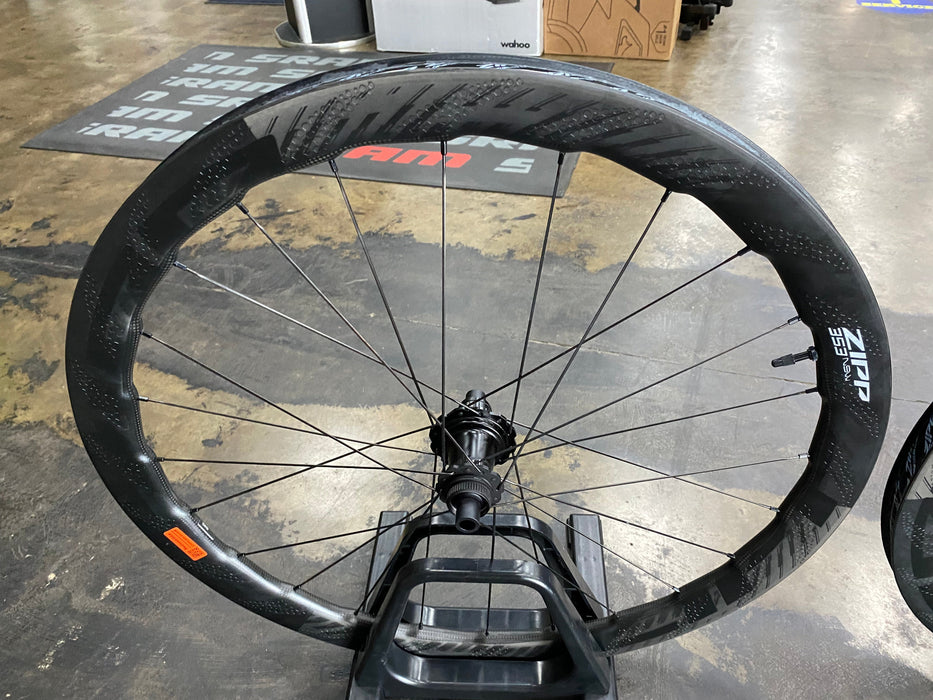 Zipp 353 NSW Tubeless Disc Brake Wheelset