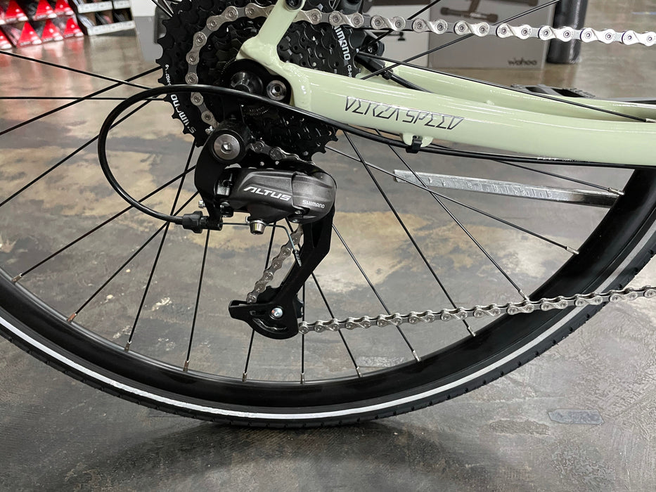 Felt Verza Speed 40 Shimano Altus - Glow Green 2022