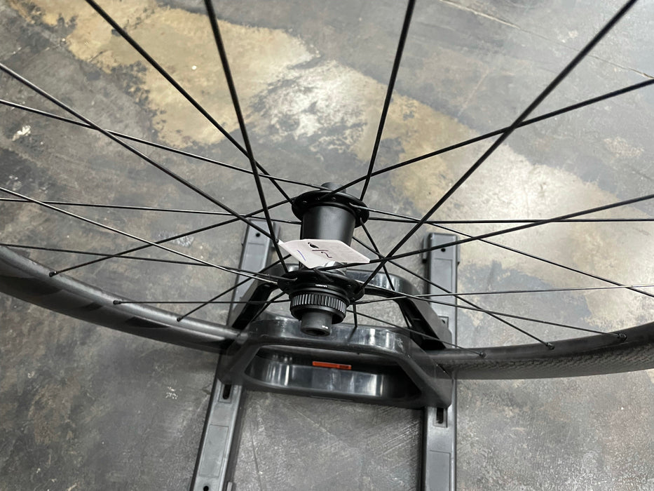 Zipp 404 Firecrest Disc Carbon Tubeless Wheelset