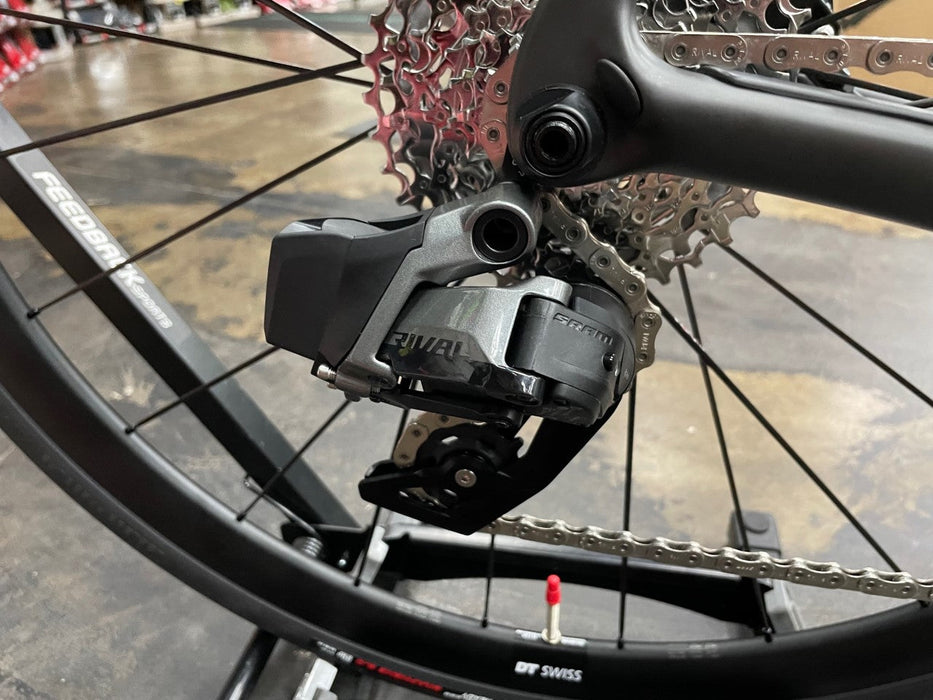 Cervelo Caledonia-5 Disc SRAM Rival eTap AXS - 2024