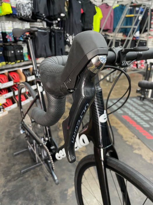 Cervelo Caledonia Disc Shimano Ultegra - Gloss Black 2023