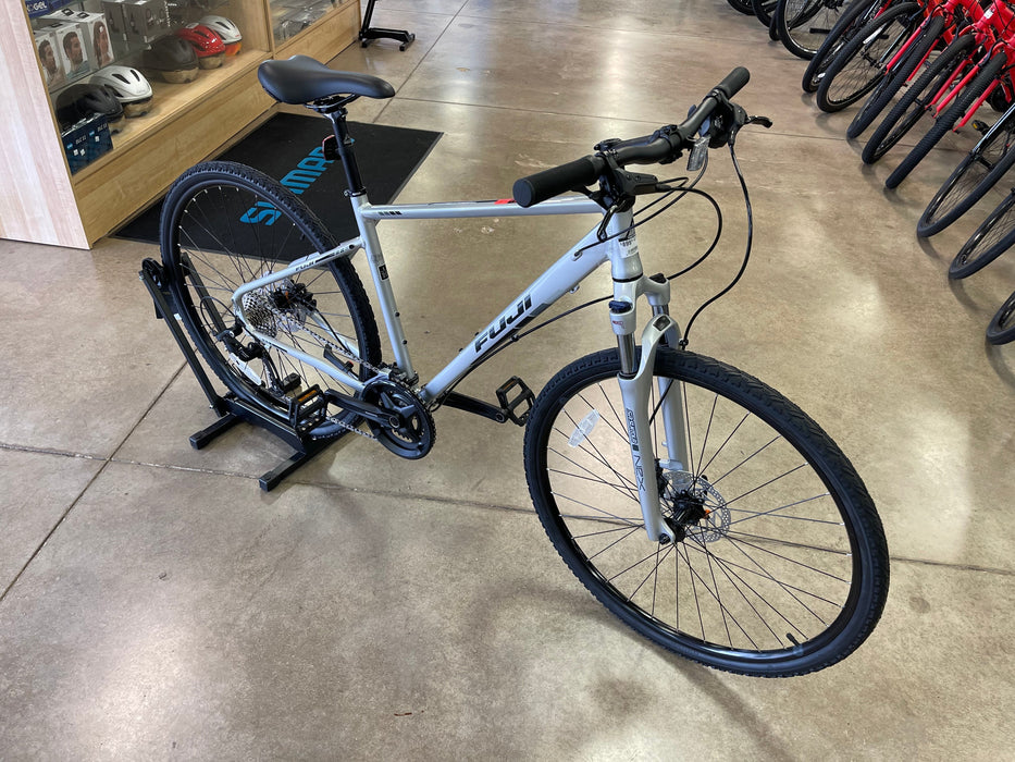 Fuji Traverse 1.3 - Gray 2022