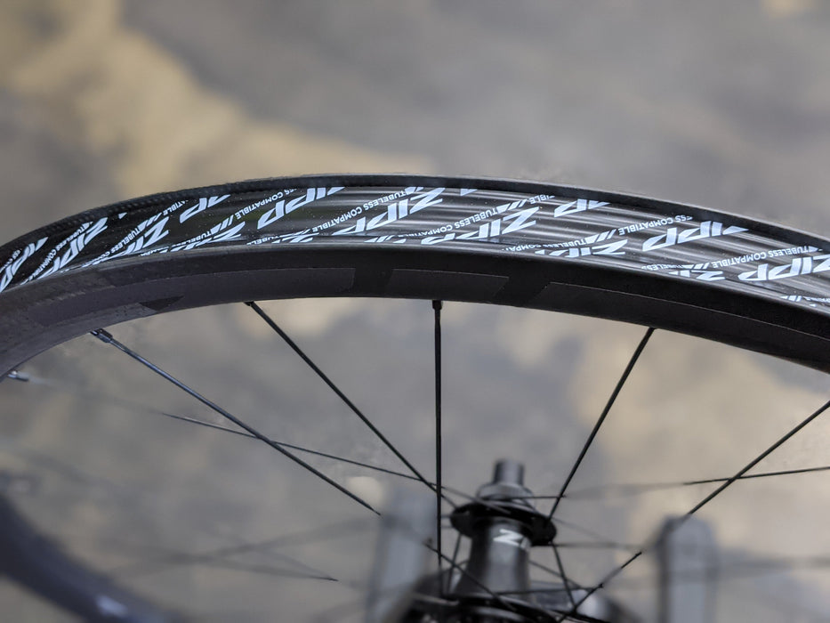 Zipp 303 Firecrest Disc Brake Tubeless Ready Wheelset