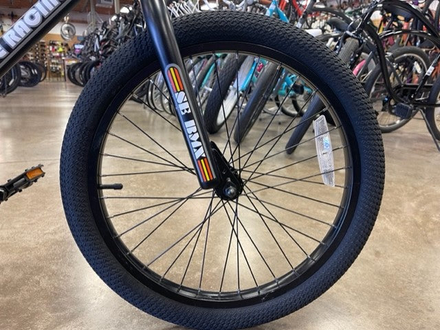 SE Bikes Bronco 20" - Matte Black