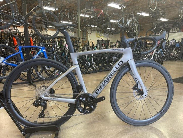 Pinarello F5 Shimano 105 Di2 12 Speed Impulse Grey