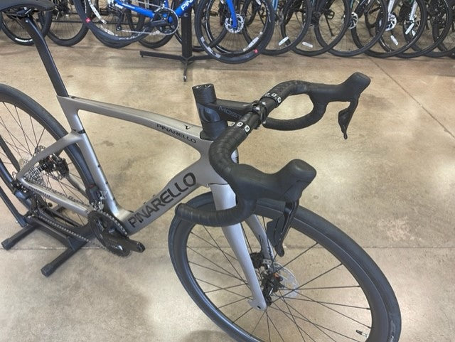 Pinarello F5 Shimano 105 Di2 12 Speed Impulse Grey