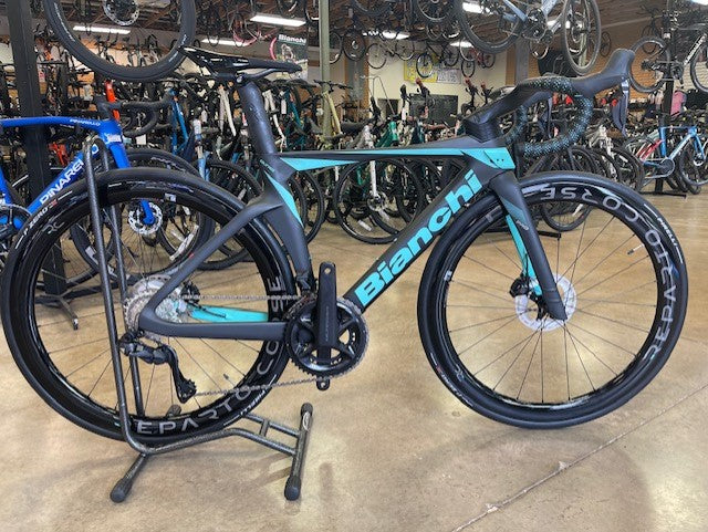 Bianchi Oltre Pro Shimano Ultegra Di2 Graphite / Celeste 2023